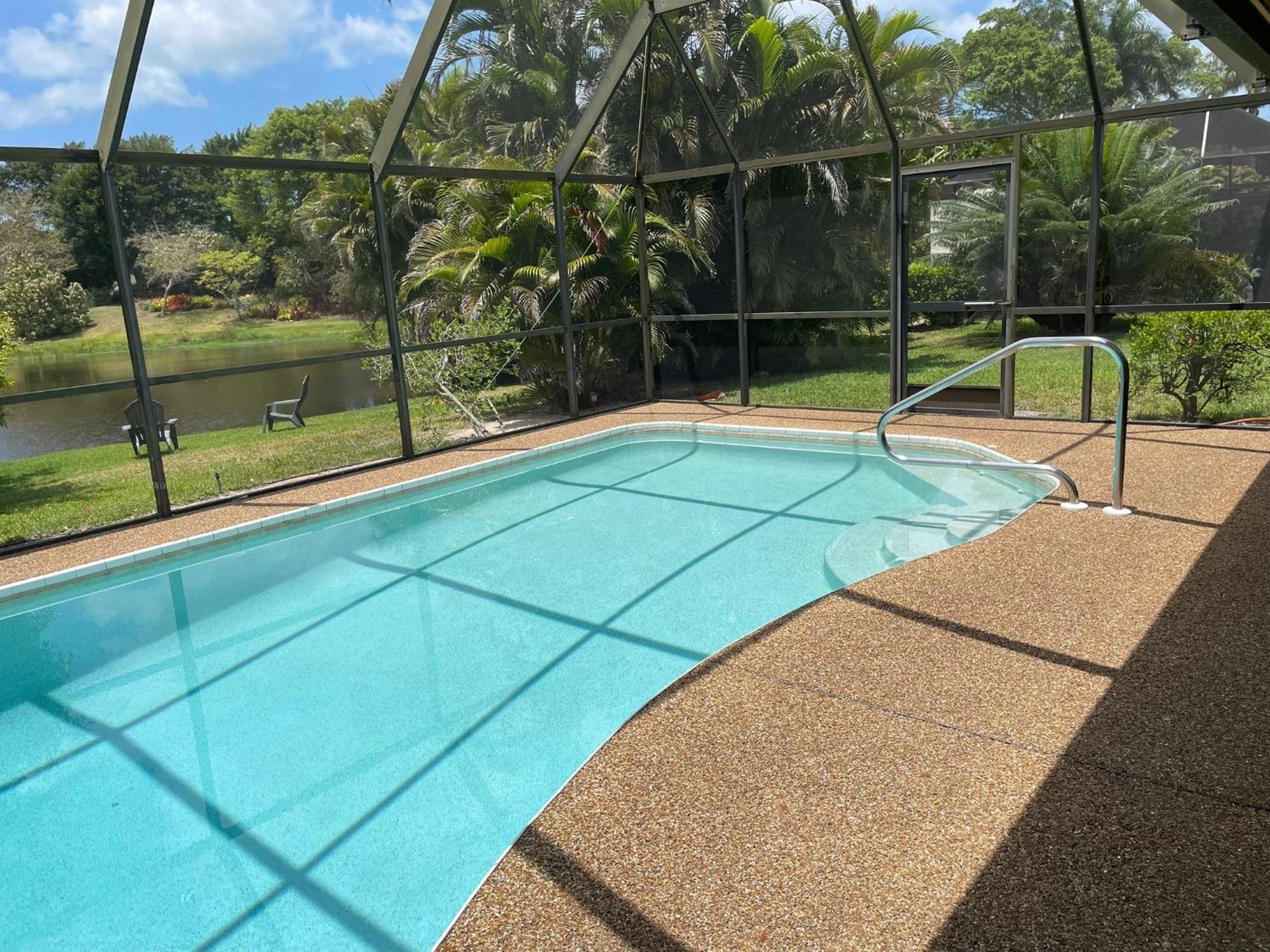 Pool Home With A New Sparkling Pool, Close To Beach, Lovely Lake View North Naples Kültér fotó